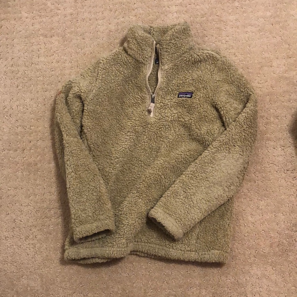 girls patagonia fluffy zip up